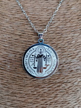 Cargar imagen en el visor de la galería, Medalla de San Benito de acero inoxidable

