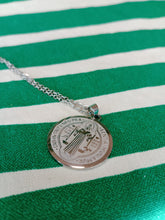 Cargar imagen en el visor de la galería, Medalla de San Benito de acero inoxidable
