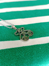 Cargar imagen en el visor de la galería, Colgante Osito Acero
