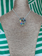 Cargar imagen en el visor de la galería, Colgante LGTB Anillos Unidos
