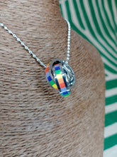 Cargar imagen en el visor de la galería, Colgante LGTB Anillos Unidos
