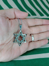 Cargar imagen en el visor de la galería, Colgante Estrella David o 6 puntas
