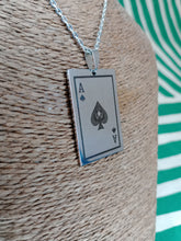 Cargar imagen en el visor de la galería, Colgante Poker Acero inoxidable

