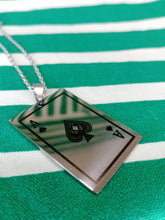 Cargar imagen en el visor de la galería, Colgante Poker Acero inoxidable
