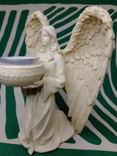Cargar imagen en el visor de la galería, Angel de Luz Arrodillado Rezando
