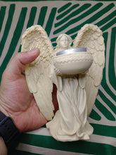 Cargar imagen en el visor de la galería, Angel de Luz Arrodillado Rezando

