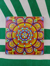 Cargar imagen en el visor de la galería, Pack 6 Posavasos Mandalas Cuadrados
