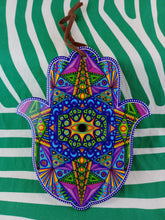 Cargar imagen en el visor de la galería, Decoracion Mano de Fatima Mod. Azul

