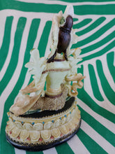 Cargar imagen en el visor de la galería, Figura Tara verde
