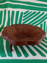 Cargar imagen en el visor de la galería, Cesta Artesanal Flor
