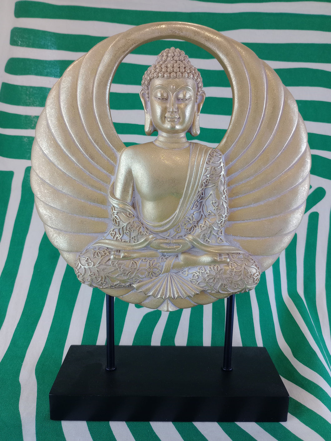 Buda Halo Dorado Resina con Peana