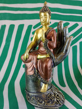 Cargar imagen en el visor de la galería, Mano Buda Tailandes Rojo
