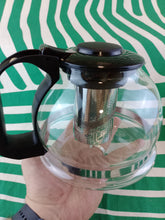 Cargar imagen en el visor de la galería, Jarra Cristal con Filtro para Hierbas Grande 1600 ml
