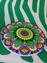 Cargar imagen en el visor de la galería, Pack 6 Posavasos Ceramica Mandalas Variados
