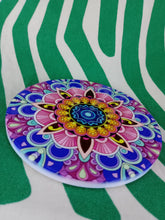 Cargar imagen en el visor de la galería, Pack 6 Posavasos Ceramica Mandalas Variados
