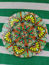 Cargar imagen en el visor de la galería, Pack 6 Posavasos Ceramica Mandalas Variados

