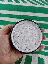 Cargar imagen en el visor de la galería, Portavelas de Gres
