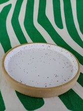 Cargar imagen en el visor de la galería, Portavelas de Gres
