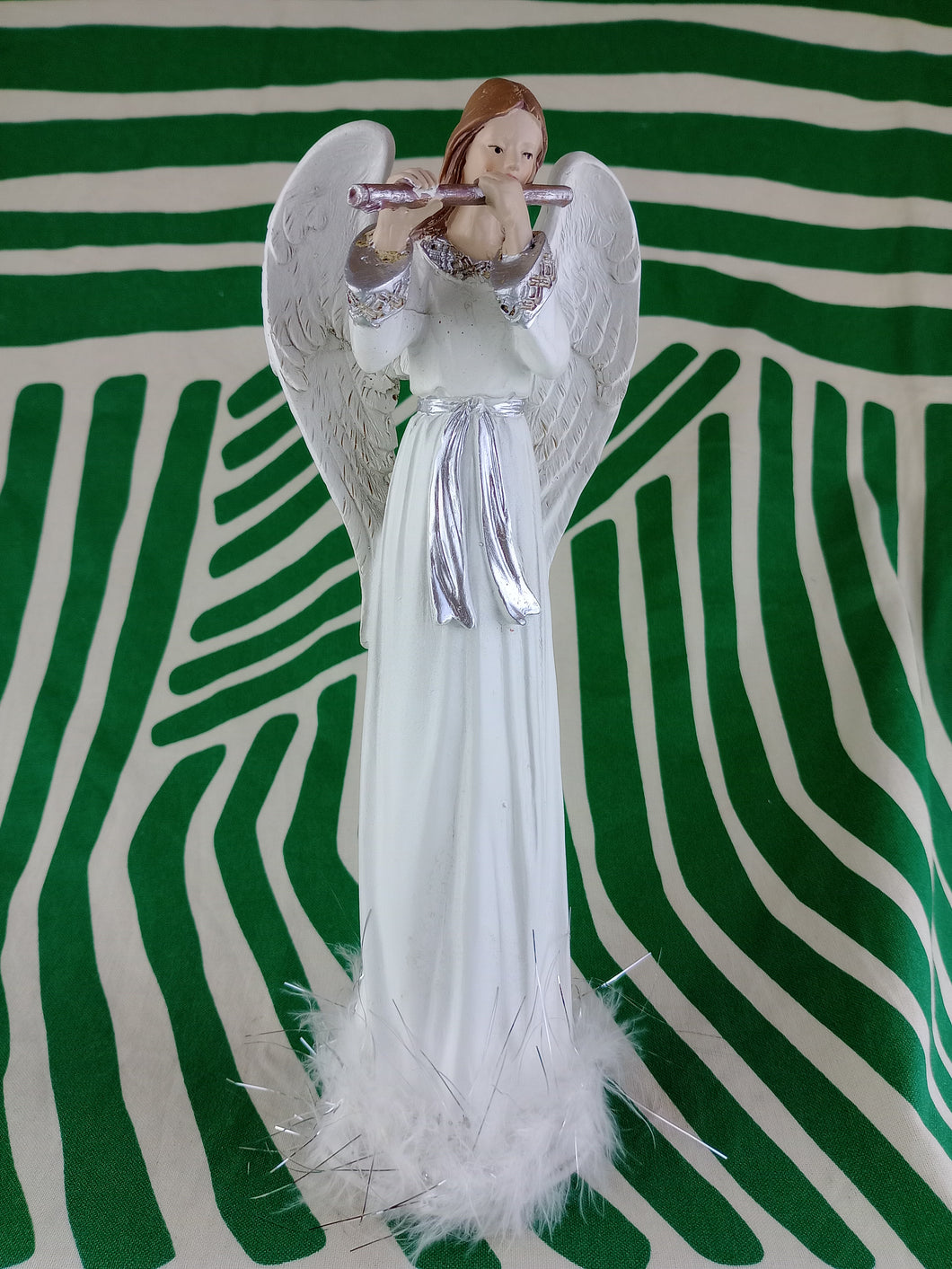 Angeles con instrumentos