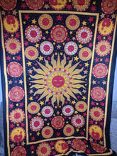 Cargar imagen en el visor de la galería, Pañuelo Multiples Soles
