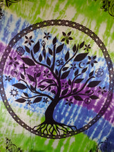 Cargar imagen en el visor de la galería, Pañuelo Arbol de la vida
