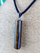 Cargar imagen en el visor de la galería, Colgante Cilindrico Ojo de Tigre Mod 1
