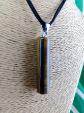 Cargar imagen en el visor de la galería, Colgante Cilindrico Ojo de Tigre Mod 1
