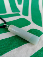 Cargar imagen en el visor de la galería, Colgante Cilíndrico Amazonita Mod. 1
