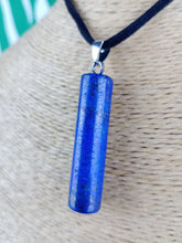 Cargar imagen en el visor de la galería, Colgante Cilindrico Lapislazuli Mod 2
