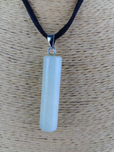 Cargar imagen en el visor de la galería, Colgante Cilíndrico Amazonita Mod. 2
