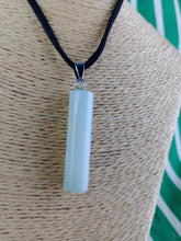 Cargar imagen en el visor de la galería, Colgante Cilíndrico Amazonita Mod. 2

