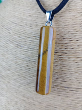 Cargar imagen en el visor de la galería, Colgante Cilindrico Ojo de Tigre Mod 4
