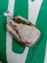 Cargar imagen en el visor de la galería, Colgante Jaspe Chocolate Mod. 2
