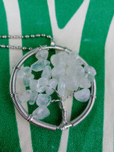 Cargar imagen en el visor de la galería, Colgante Arbol Vida Cuarzo Grande
