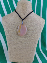 Cargar imagen en el visor de la galería, Colgante Oval Agata Melocoton
