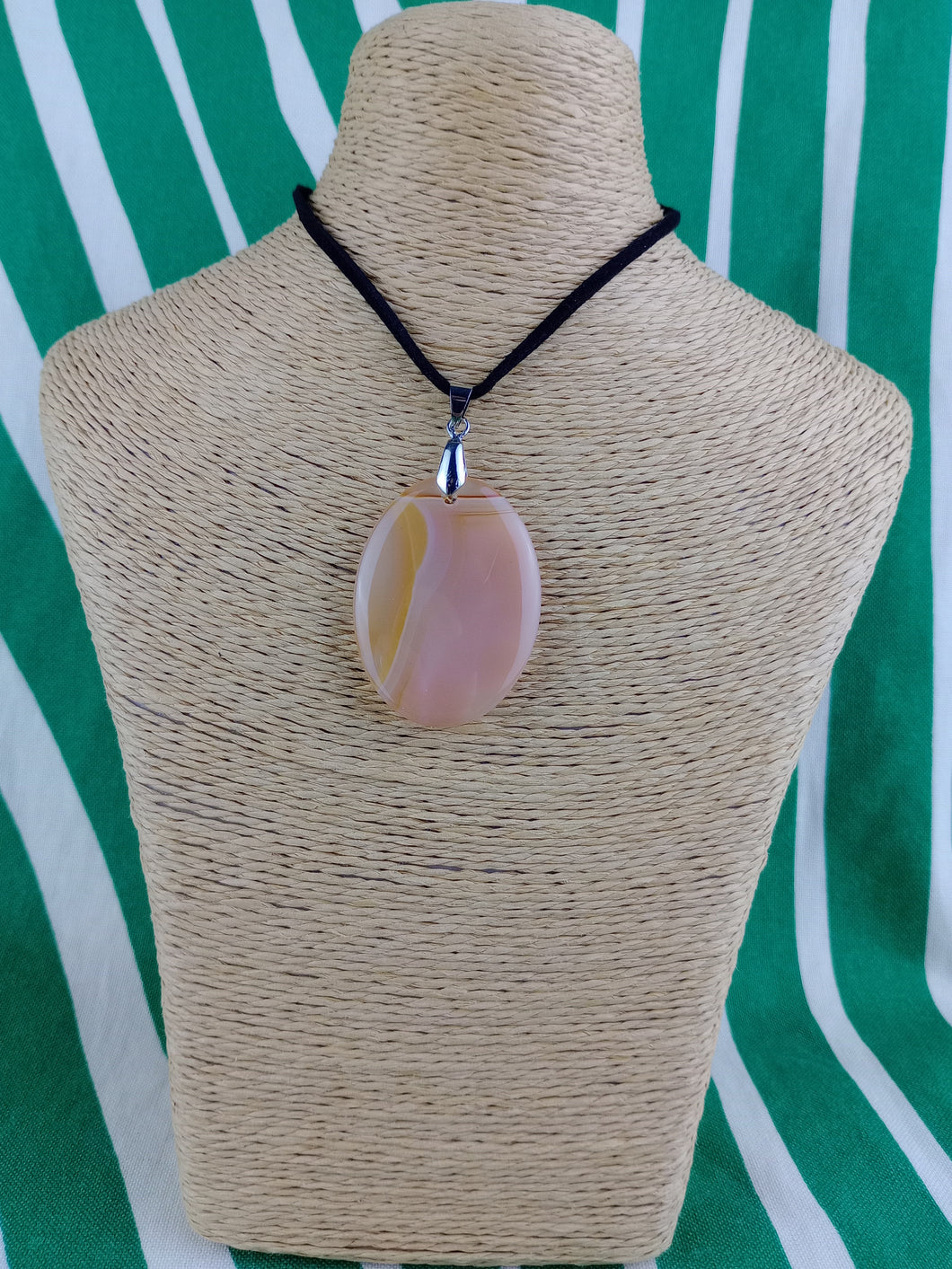 Colgante Oval Agata Melocoton