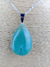 Cargar imagen en el visor de la galería, Colgante Amazonita Lagrima Mod. 1
