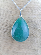 Cargar imagen en el visor de la galería, Colgante Cuarzo Verde Plata Lagrima Mod. 1
