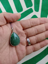 Cargar imagen en el visor de la galería, Colgante Cuarzo Verde Plata Lagrima Mod. 1
