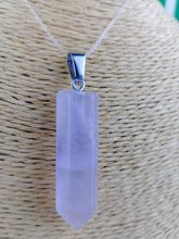 Cargar imagen en el visor de la galería, Colgante Punta Grande Fluorita Mod 2
