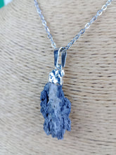 Cargar imagen en el visor de la galería, Colgante Taramita (Escoba de Bruja) Mod. 3
