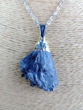 Cargar imagen en el visor de la galería, Colgante Taramita (Escoba de Bruja) Mod. 4

