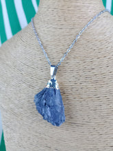 Cargar imagen en el visor de la galería, Colgante Taramita (Escoba de Bruja) Mod. 4
