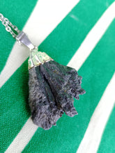 Cargar imagen en el visor de la galería, Colgante Taramita (Escoba de Bruja) Mod. 4
