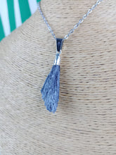 Cargar imagen en el visor de la galería, Colgante Taramita (Escoba de Bruja) Mod. 5
