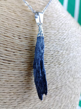 Cargar imagen en el visor de la galería, Colgante Taramita (Escoba de Bruja) Mod. 8
