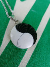 Cargar imagen en el visor de la galería, Colgante Yin Yang  Mod 1
