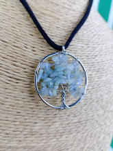 Cargar imagen en el visor de la galería, Colgante Árbol Vida Aguamarina Pequeño
