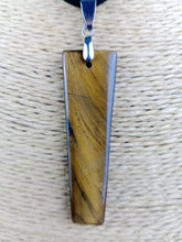 Cargar imagen en el visor de la galería, Colgante Rectangular Ojo tigre Mod. 3
