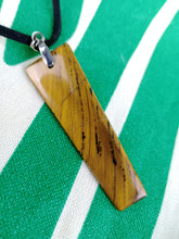 Cargar imagen en el visor de la galería, Colgante Rectangular Ojo tigre Mod. 3
